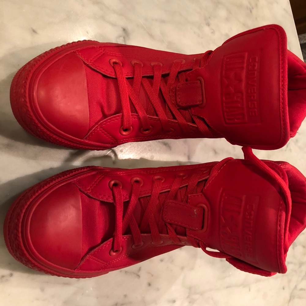 Red Converse